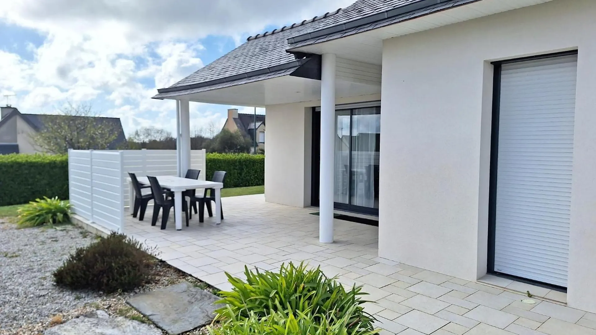 La Maison Des Agapanthes - Acces Pmr - A 20 Mn Des Plages Pluguffan Casa de Férias