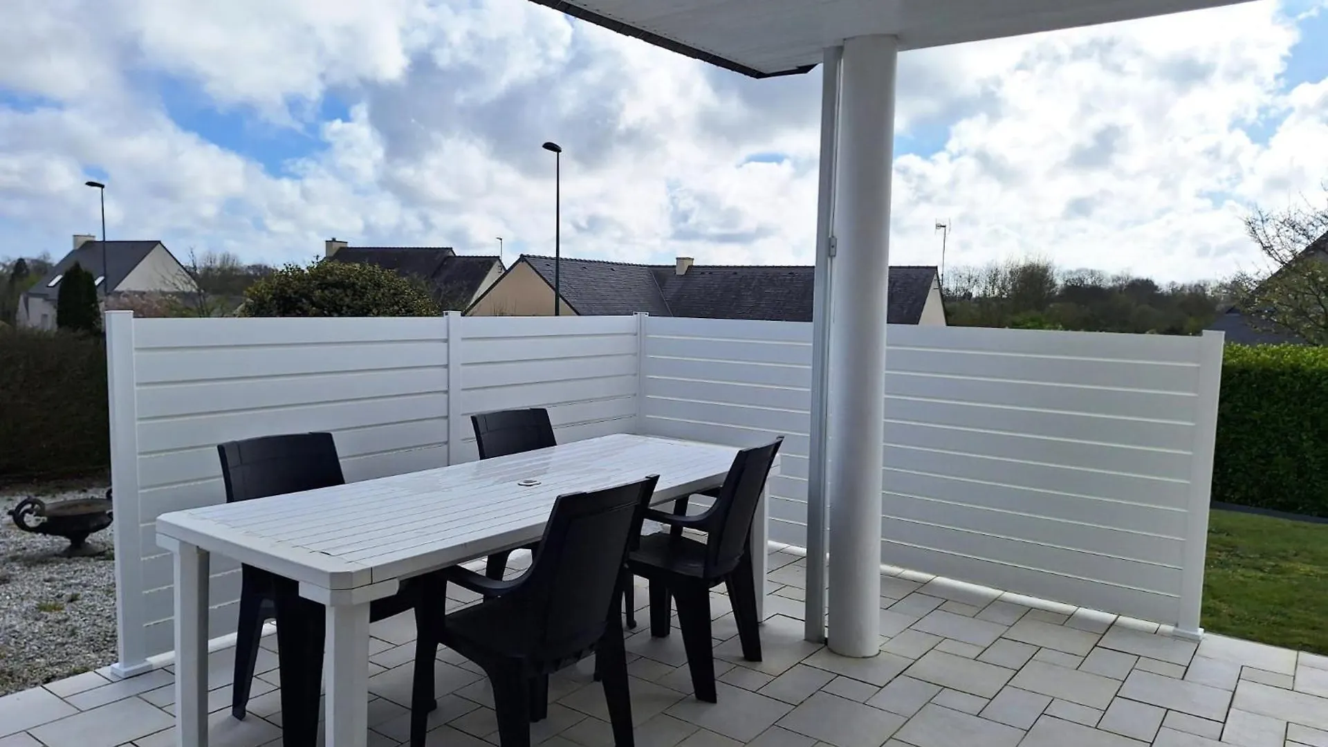 La Maison Des Agapanthes - Acces Pmr - A 20 Mn Des Plages Pluguffan Holiday home